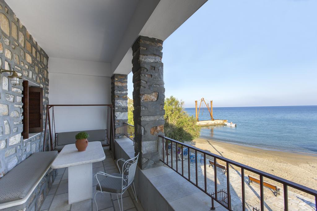 Moutsouna Beach Bagian luar foto