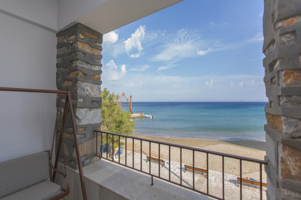 Moutsouna Beach Bagian luar foto