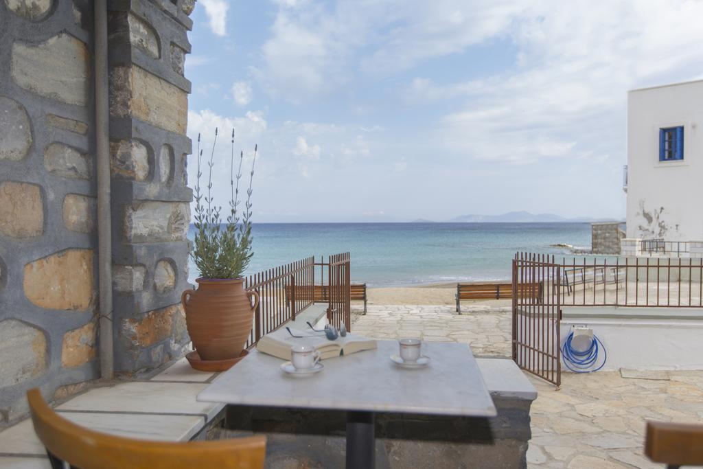 Moutsouna Beach Bagian luar foto